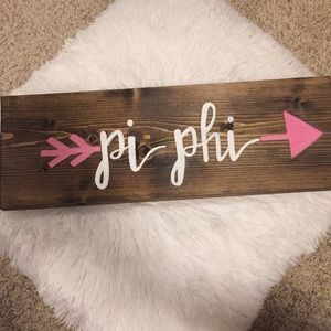 Pi Beta Phi Wooden Arrow Sign